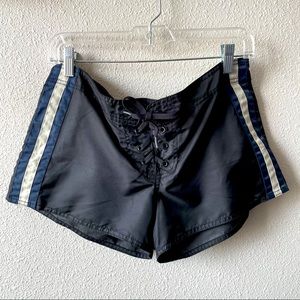 Roxy x Cynthia Rowley Woman’s Black Boardshorts 29